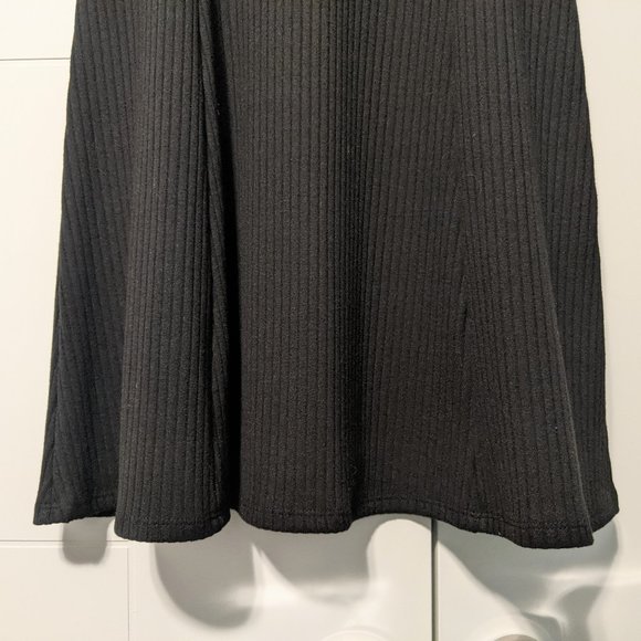 Forever 21 Black Ribbed T-shirt Dress - Picture 3 of 7